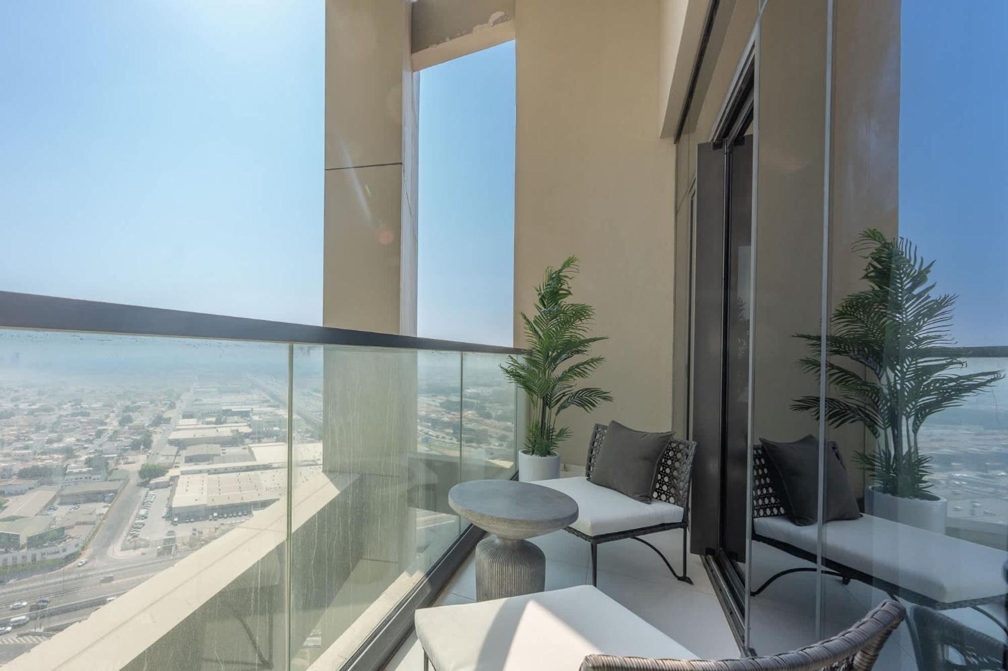 Gorgeous Style 2-Bedroom Apartment In Business Bay Dubai Exterior photo